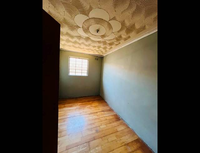 3 BEDROOM HOUSE FOR SALE IN UMRHABULO TRIANGLE